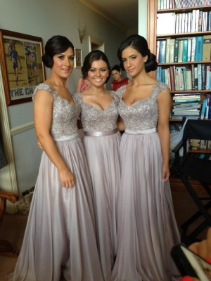 Sheath/Column V-neck Chiffon Short Sleeves Floor-Length Bridesmaid Dresses